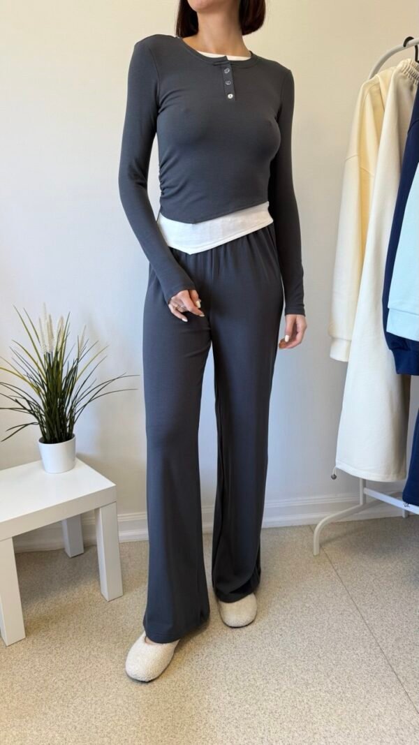Grey Comfort - Image 3