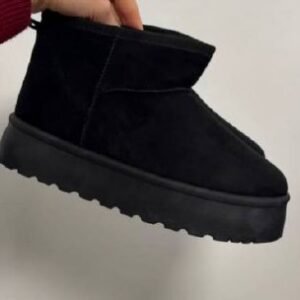 Black UGG