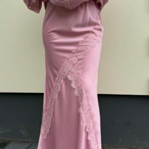 Satin rose